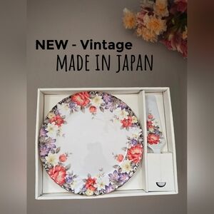 New Andrea bt Sadek Vintage cake and plate server made in Japan porcelain set